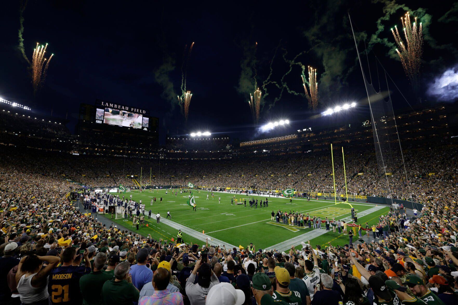 Bears Packers Football